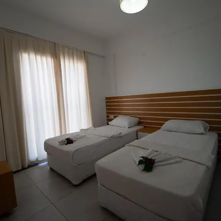 מלון Odesya Suit Hotel *